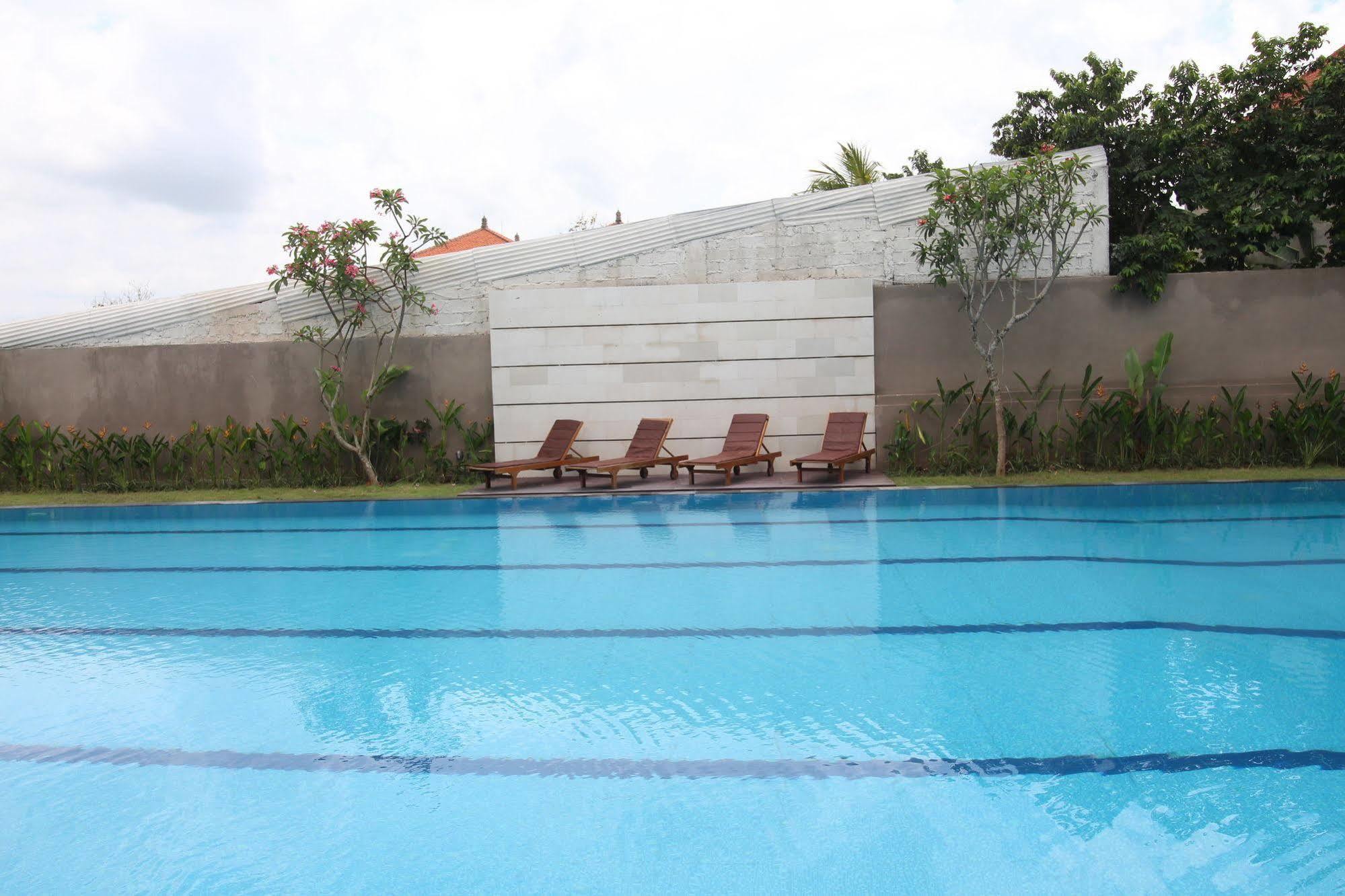 Umah Bali Suites And Residence Denpasar Kültér fotó